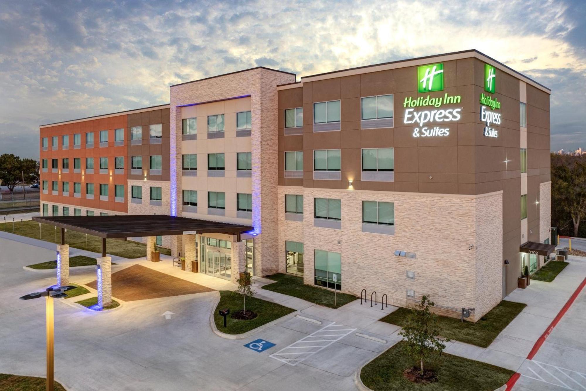 Holiday Inn Express & Suites Austin Airport East By Ihg Ngoại thất bức ảnh