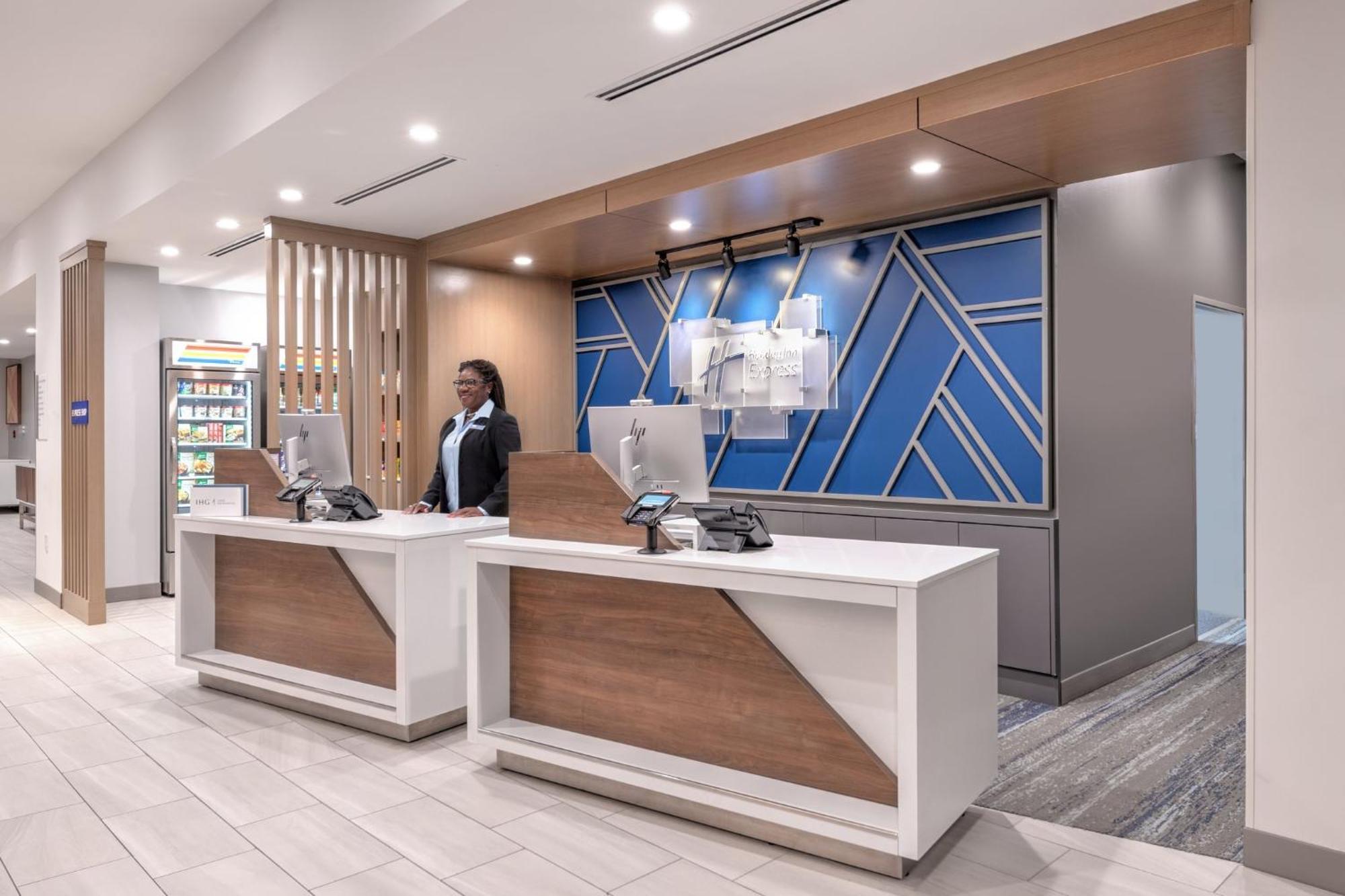 Holiday Inn Express & Suites Austin Airport East By Ihg Ngoại thất bức ảnh