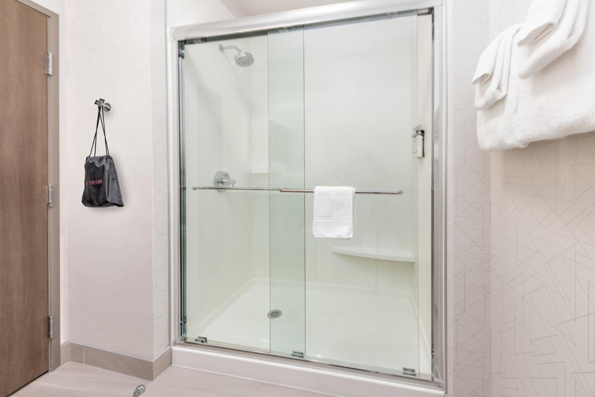 Holiday Inn Express & Suites Austin Airport East By Ihg Ngoại thất bức ảnh